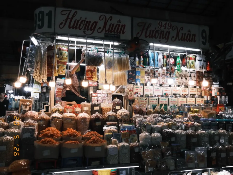 Món đặc biệt của quán bày ra đĩa